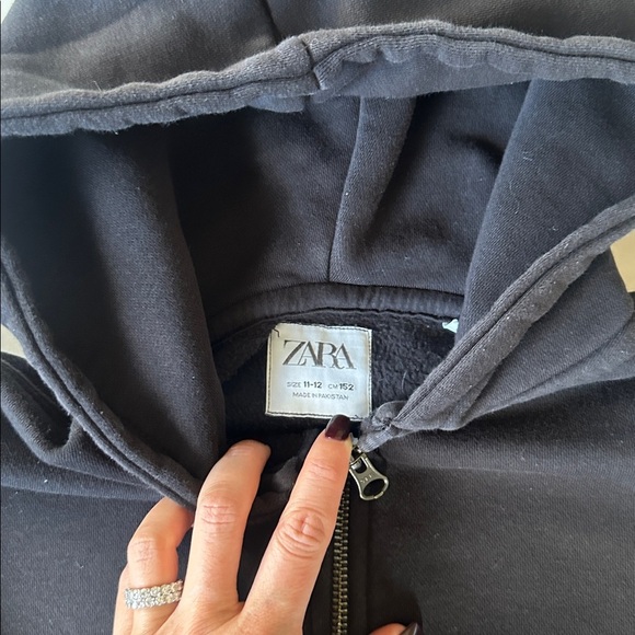 Zara Kids black Zip-Up Hoodie 11-12yr - Picture 4 of 4